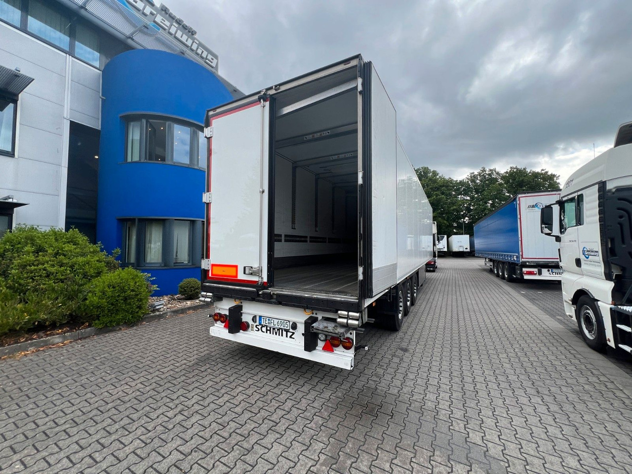 Schmitz Cargobull SKO 24/L - 13.4 FP 45 Cool V7, Schmitz S.CU V2.0 - Polprikolica hladilnik: slika 3 Schmitz Cargobull SKO 24/L - 13.4 FP 45 Cool V7, Schmitz S.CU V2.0 - Polprikolica hladilnik: slika 3