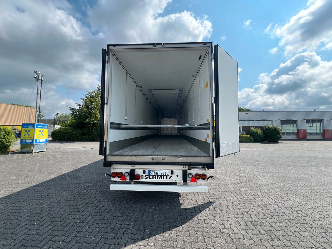 Schmitz Cargobull SKO 24/L - 13.4 FP COOL V7, ThermoKing SLXi 300- - Polprikolica hladilnik: slika 4 Schmitz Cargobull SKO 24/L - 13.4 FP COOL V7, ThermoKing SLXi 300- - Polprikolica hladilnik: slika 4
