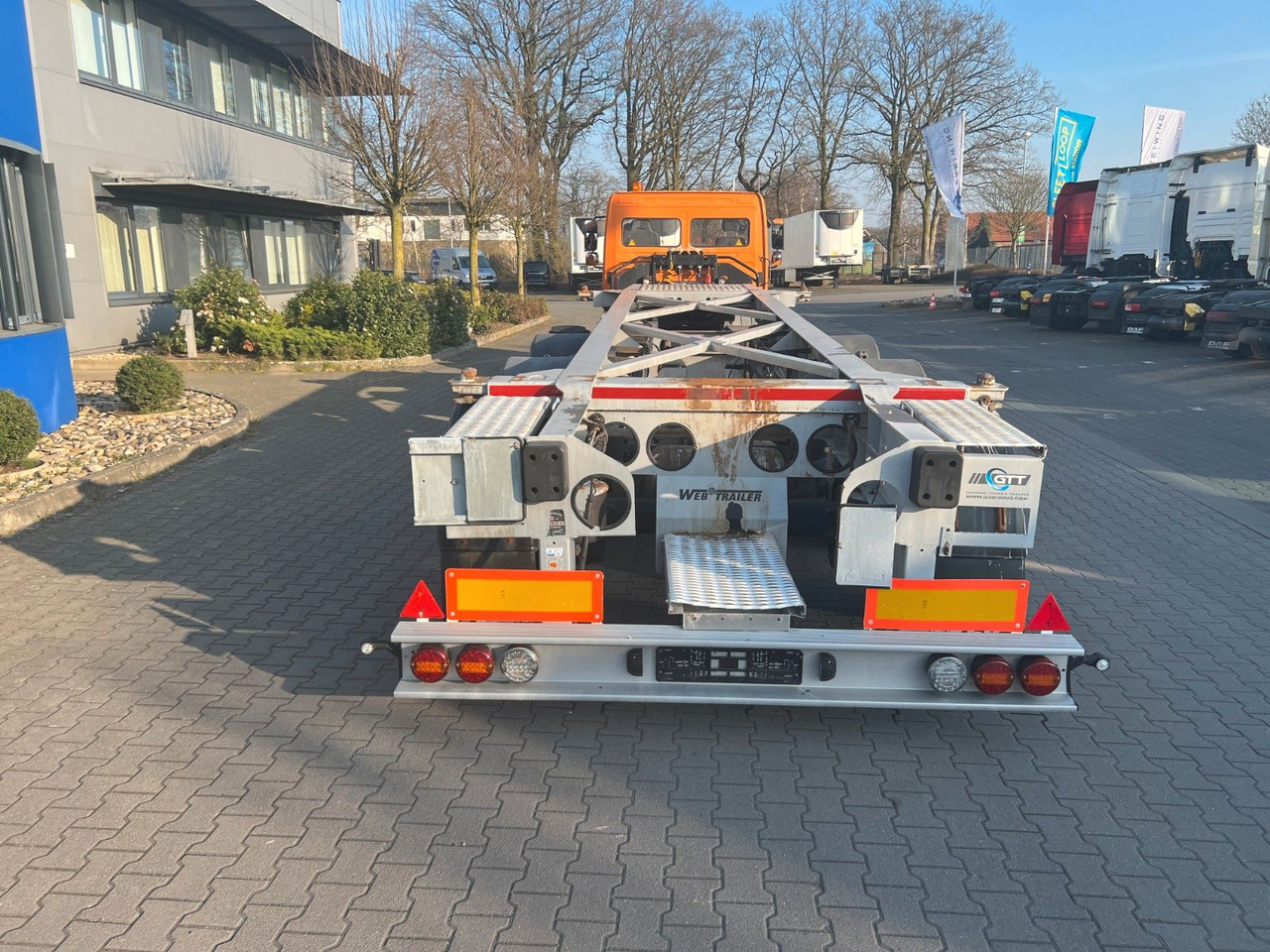 Web Trailer COS-24 AFR, 20ft Chassis Web Trailer COS-24 AFR, 20ft Chassis - Kontejnerska polprikolica/ Polprikolica z zamenljivim tovoriščem: slika 4 Web Trailer COS-24 AFR, 20ft Chassis Web Trailer COS-24 AFR, 20ft Chassis - Kontejnerska polprikolica/ Polprikolica z zamenljivim tovoriščem: slika 4