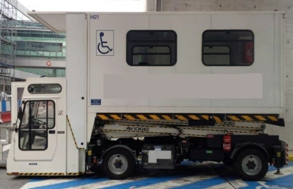 Aviogei FLS1500 EAU - Ambulift: slika 1 Aviogei FLS1500 EAU - Ambulift: slika 1