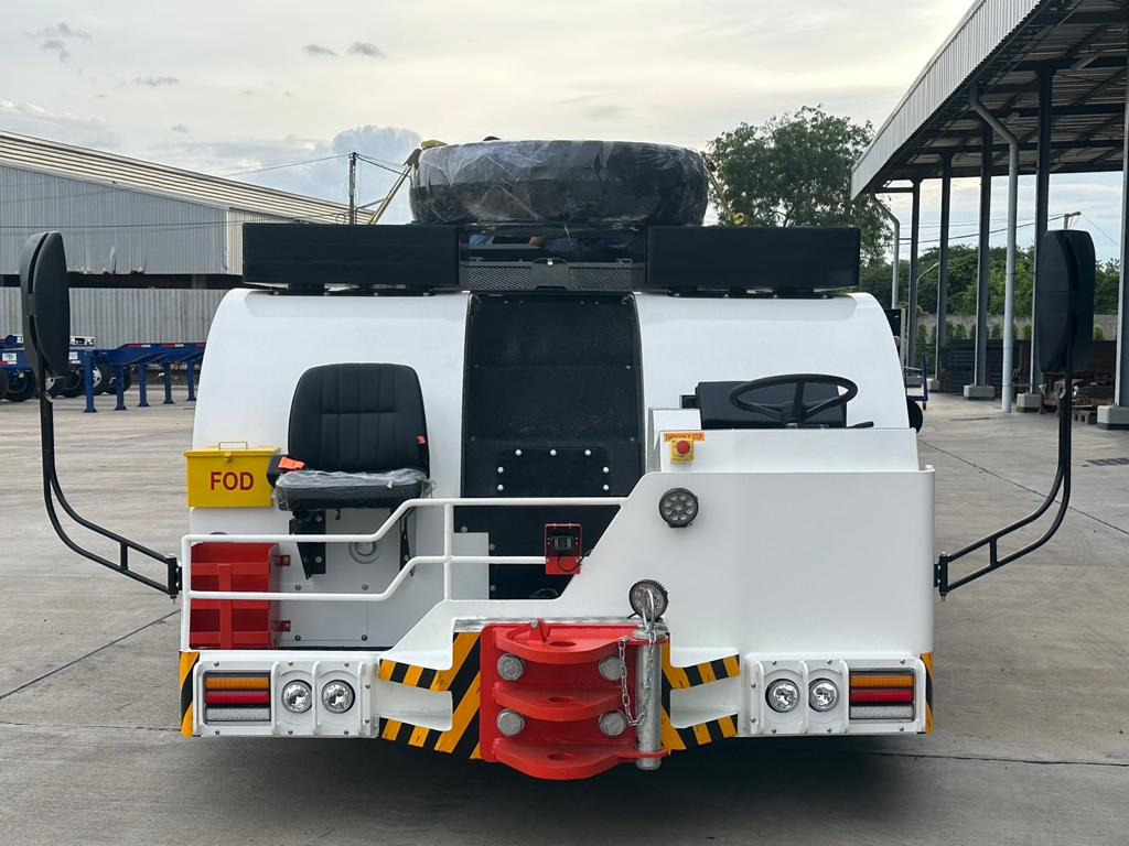 BlissFox - ABC 40D - Vozilo za vleko letal: slika 2 BlissFox - ABC 40D - Vozilo za vleko letal: slika 2