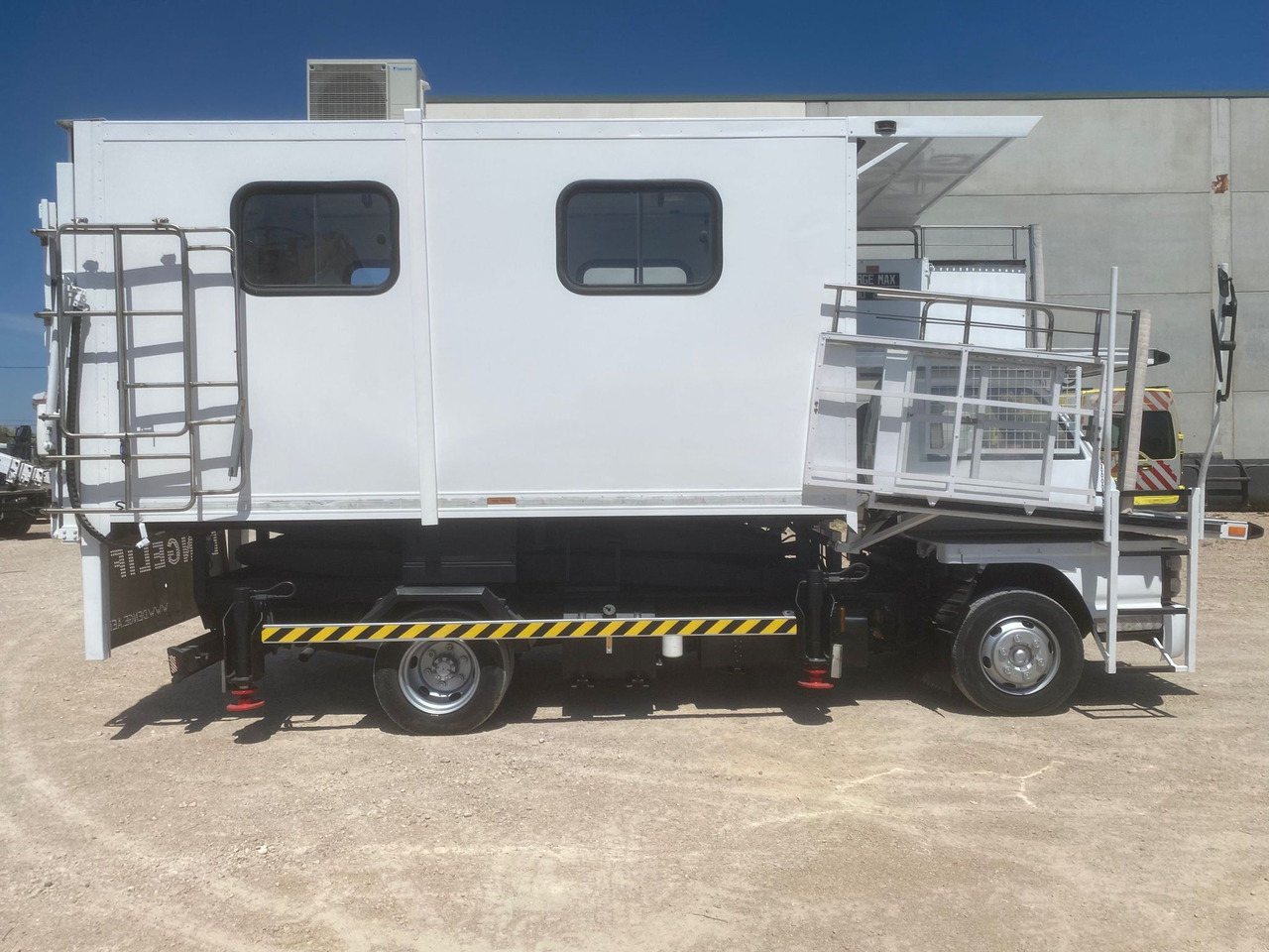 DENGE 5801 - Ambulift: slika 2 DENGE 5801 - Ambulift: slika 2