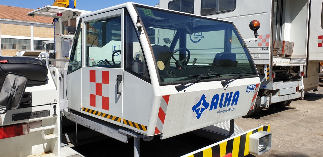 Goldhofer PTS R1 - Vozilo za vleko letal: slika 3 Goldhofer PTS R1 - Vozilo za vleko letal: slika 3