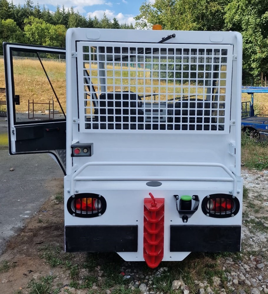 Mulag Comet 3D - Vozilo za vleko letal: slika 3 Mulag Comet 3D - Vozilo za vleko letal: slika 3