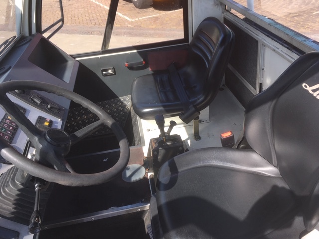 Mulag Comet 6D - Traktor za prevoz prtljage: slika 3 Mulag Comet 6D - Traktor za prevoz prtljage: slika 3