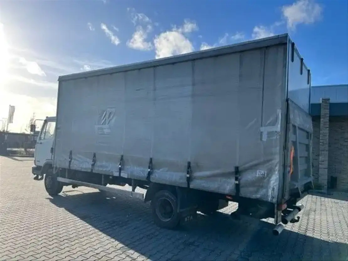 DAF LF 45.160 FA45.160 - Tovornjak s ponjavo: slika 4 DAF LF 45.160 FA45.160 - Tovornjak s ponjavo: slika 4