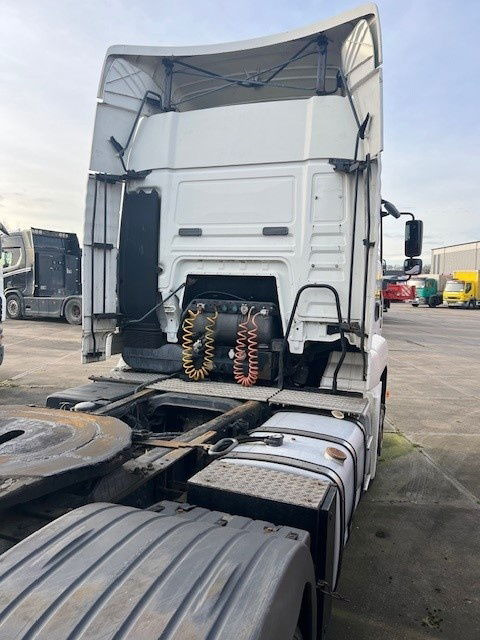 MAN TGA 18.360 TGA18.360 - Vlačilec: slika 3 MAN TGA 18.360 TGA18.360 - Vlačilec: slika 3