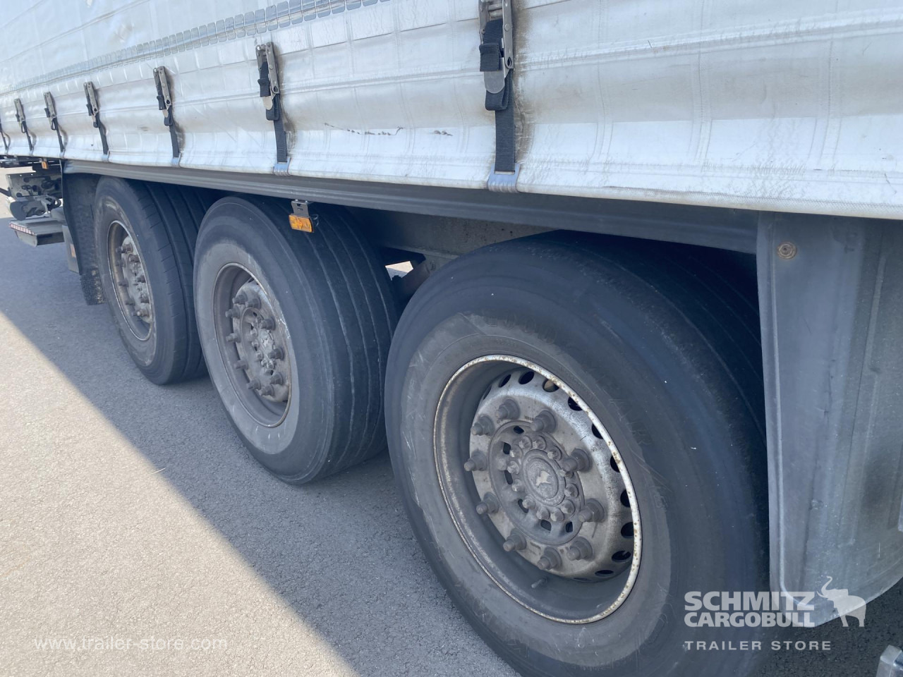 SCHMITZ Curtainsider Mega Taillift - Polprikolica s ponjavo: slika 3 SCHMITZ Curtainsider Mega Taillift - Polprikolica s ponjavo: slika 3