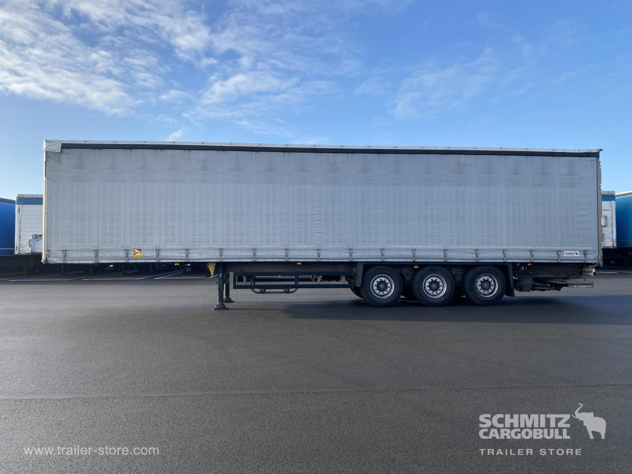 SCHMITZ Curtainsider Standard Taillift - Polprikolica s ponjavo: slika 4 SCHMITZ Curtainsider Standard Taillift - Polprikolica s ponjavo: slika 4