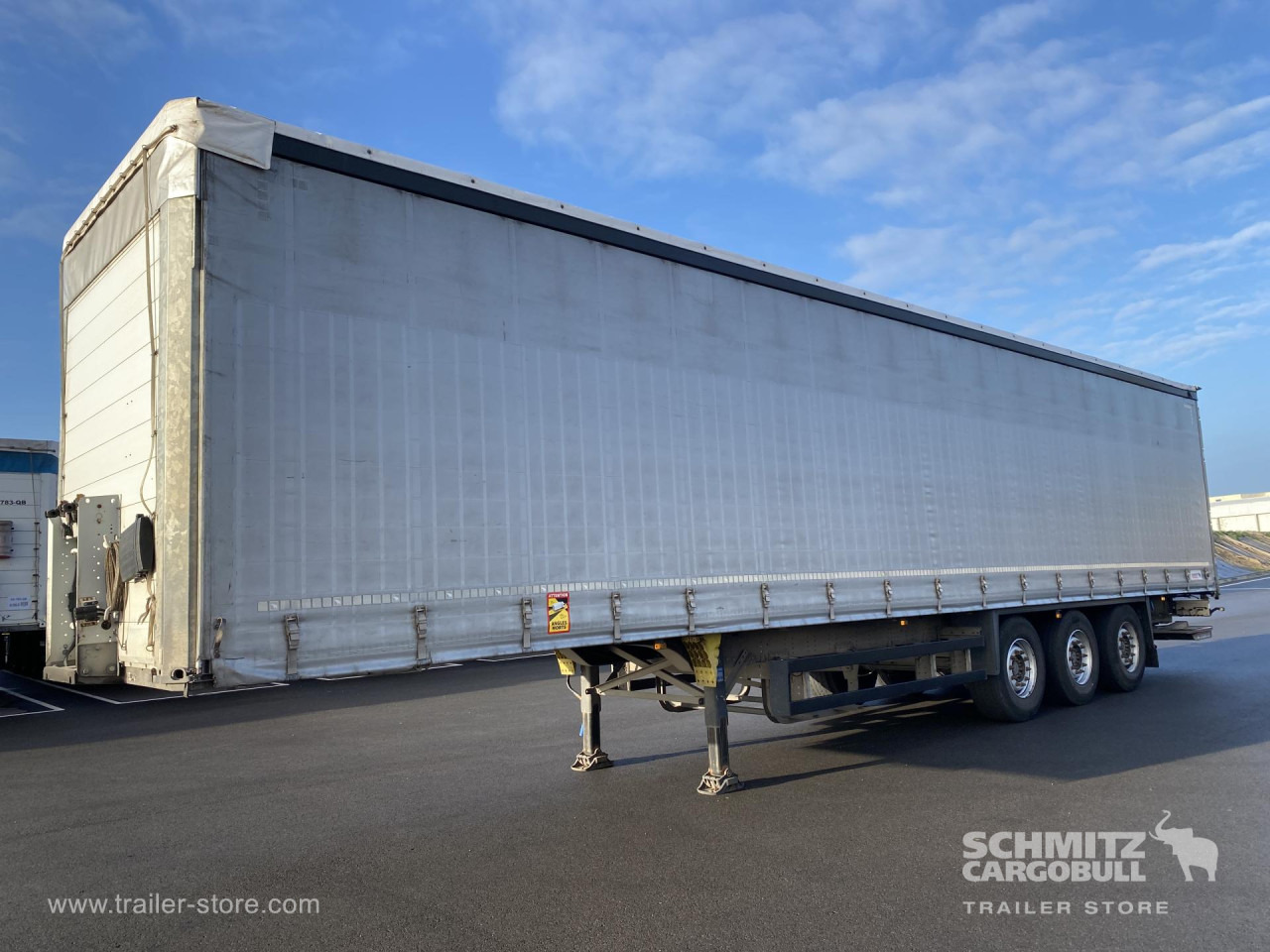 SCHMITZ Curtainsider Standard Taillift - Polprikolica s ponjavo: slika 1 SCHMITZ Curtainsider Standard Taillift - Polprikolica s ponjavo: slika 1
