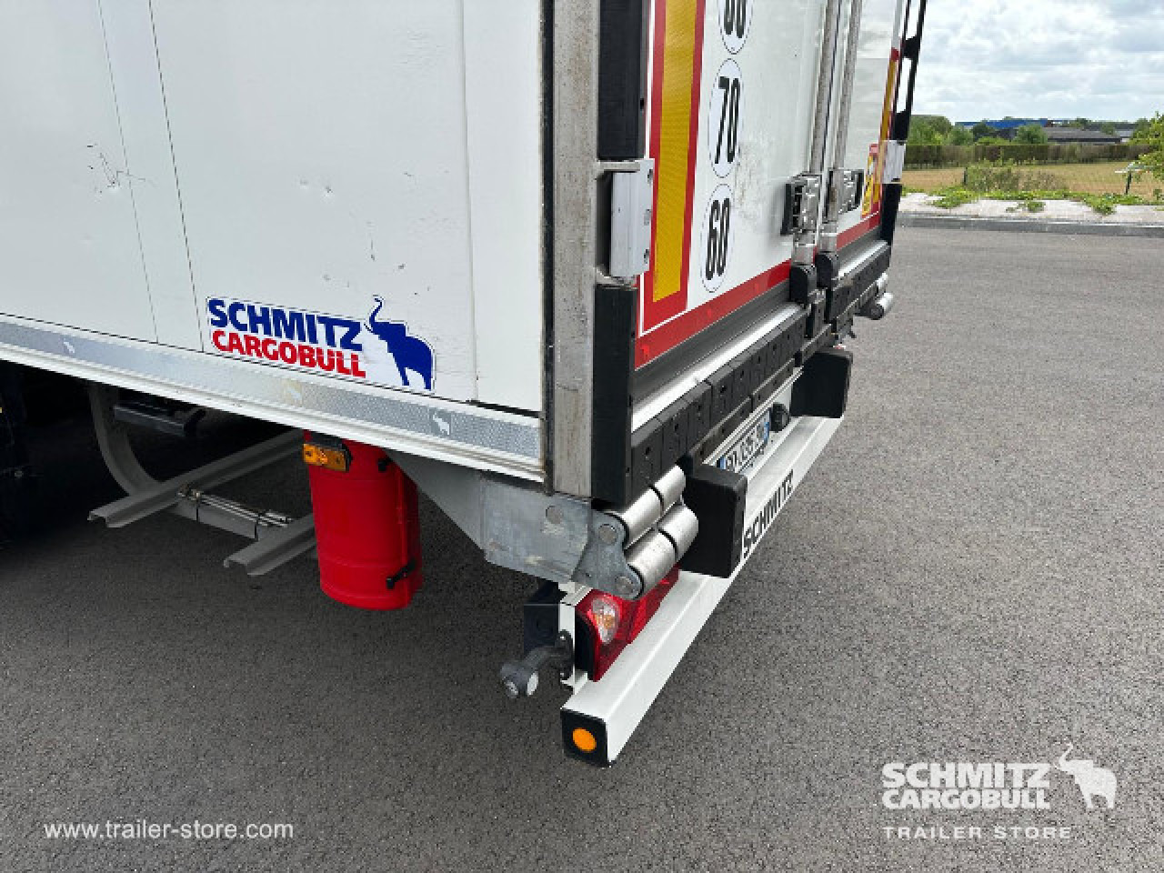 SCHMITZ Reefer Standard Double deck - Izotermična polprikolica: slika 5 SCHMITZ Reefer Standard Double deck - Izotermična polprikolica: slika 5