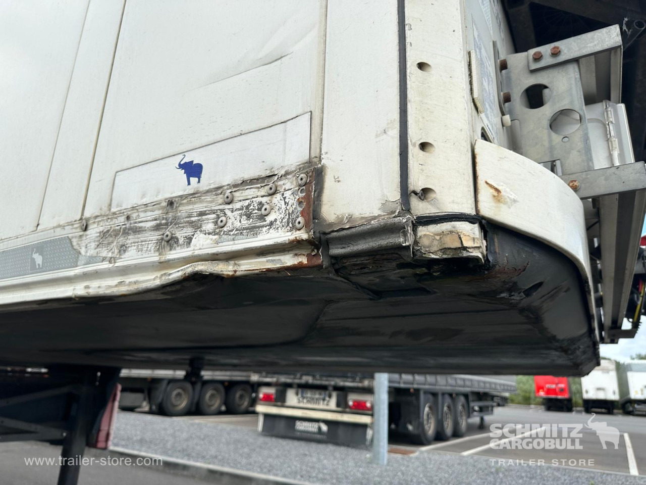 SCHMITZ Reefer Standard - Izotermična polprikolica: slika 4 SCHMITZ Reefer Standard - Izotermična polprikolica: slika 4