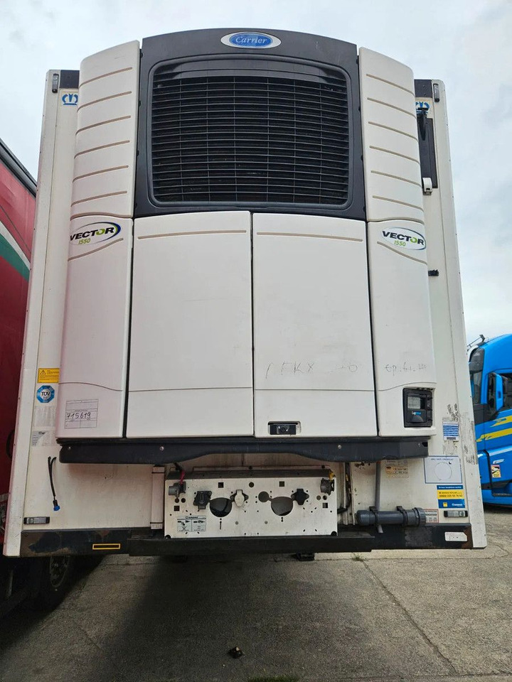 Krone SD-Carrier Vector I550-Total Engine hours 9163 - - Polprikolica hladilnik: slika 2 Krone SD-Carrier Vector I550-Total Engine hours 9163 - - Polprikolica hladilnik: slika 2