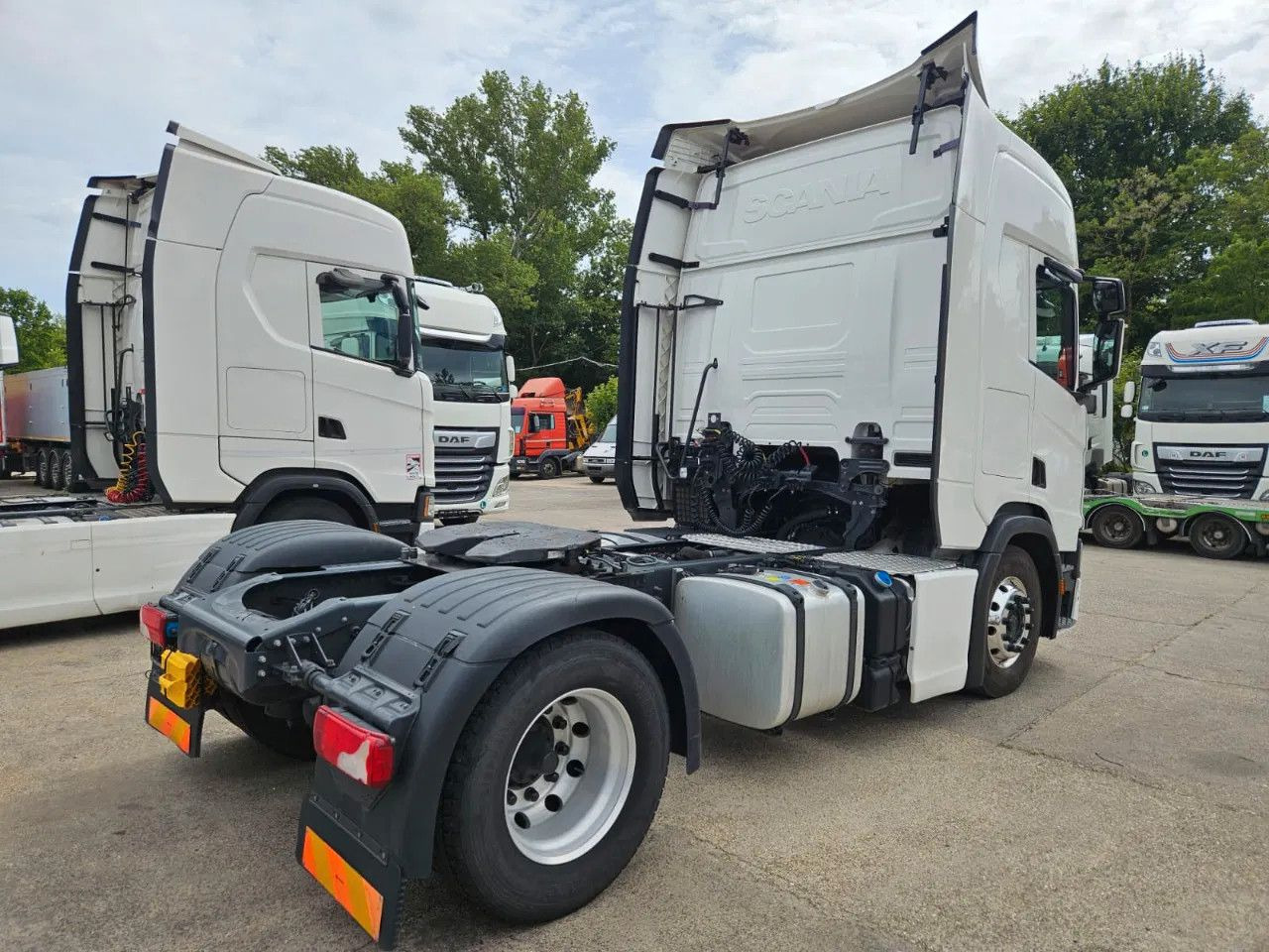 Scania R450 Alloy wheels, Stand Klima, Navi, 2 units - Vlačilec: slika 4 Scania R450 Alloy wheels, Stand Klima, Navi, 2 units - Vlačilec: slika 4