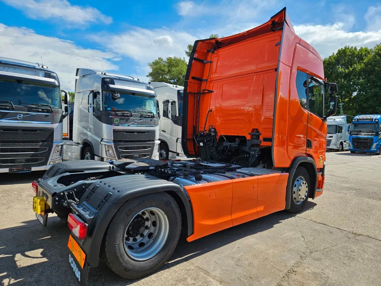 Scania R450 PTO, Standklima, Navi, New Smart2 tachograp - Vlačilec: slika 4 Scania R450 PTO, Standklima, Navi, New Smart2 tachograp - Vlačilec: slika 4