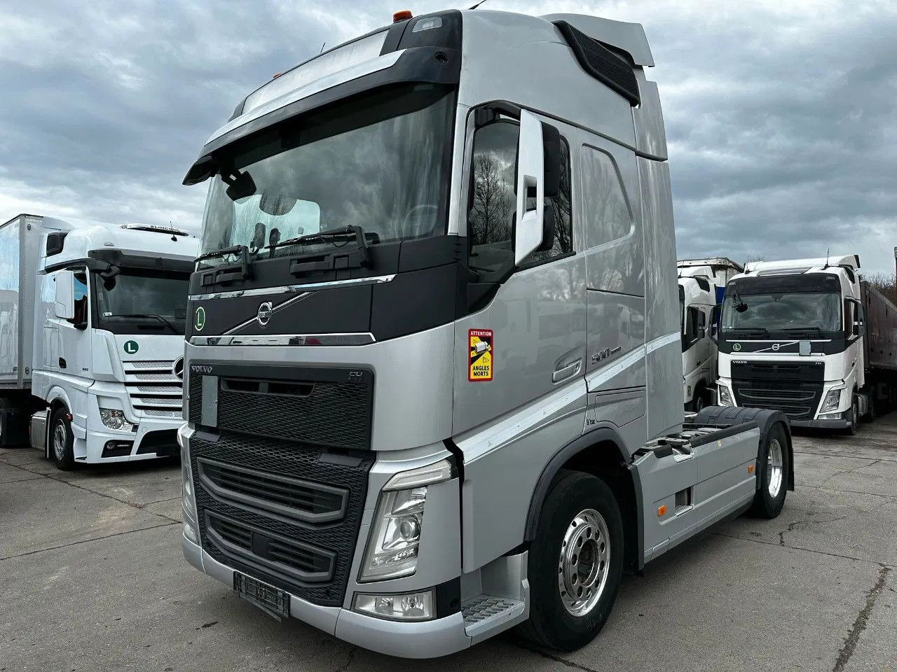 Volvo FH 500 ADR, I-Park, Alloy w. Leather seats, TV s - Vlačilec: slika 1 Volvo FH 500 ADR, I-Park, Alloy w. Leather seats, TV s - Vlačilec: slika 1