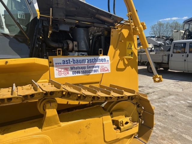 KOMATSU D65EX12 mit Ripperventil - Buldožer: slika 3 KOMATSU D65EX12 mit Ripperventil - Buldožer: slika 3