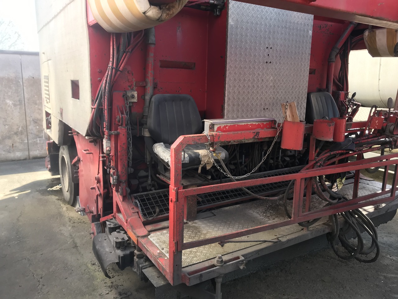 Schaefer KRZS 1000 Asphalt - Bitumen Reparaturzug mit Splittstreuer und Anpresswalzen - Stroj za asfalterska dela: slika 5 Schaefer KRZS 1000 Asphalt - Bitumen Reparaturzug mit Splittstreuer und Anpresswalzen - Stroj za asfalterska dela: slika 5