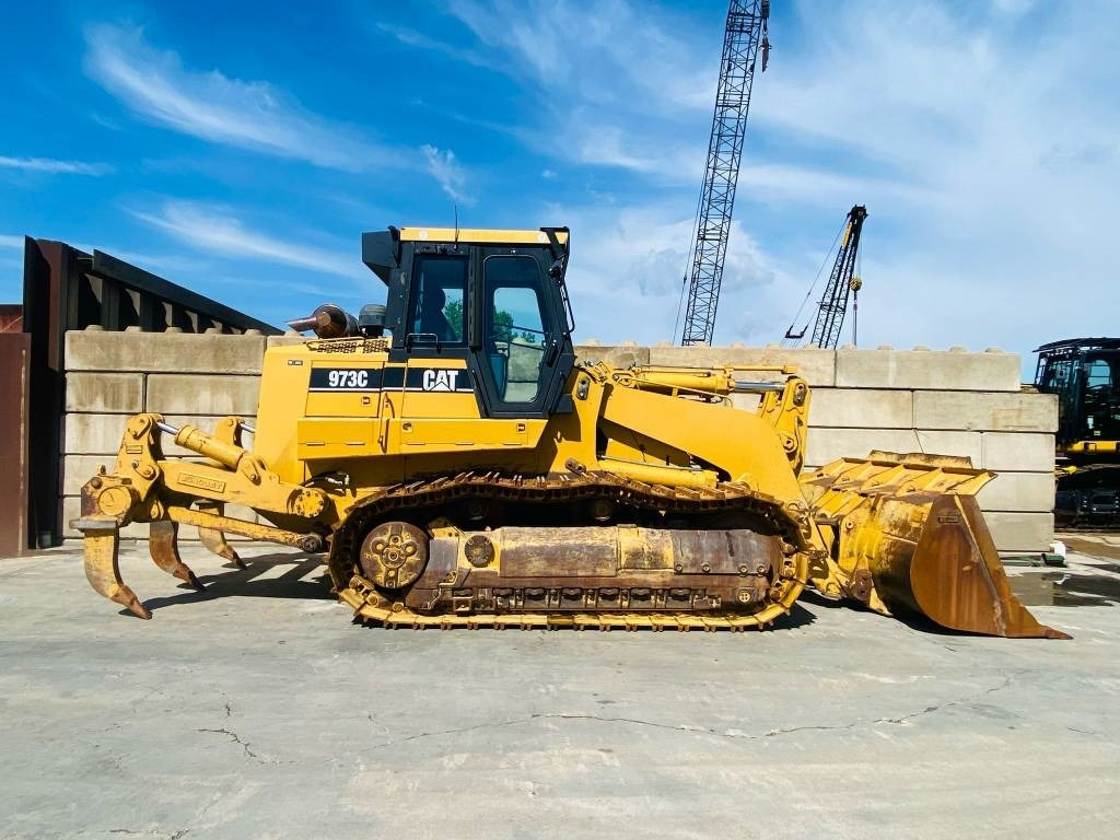 CAT 973 C - Nakladalec goseničar: slika 2 CAT 973 C - Nakladalec goseničar: slika 2