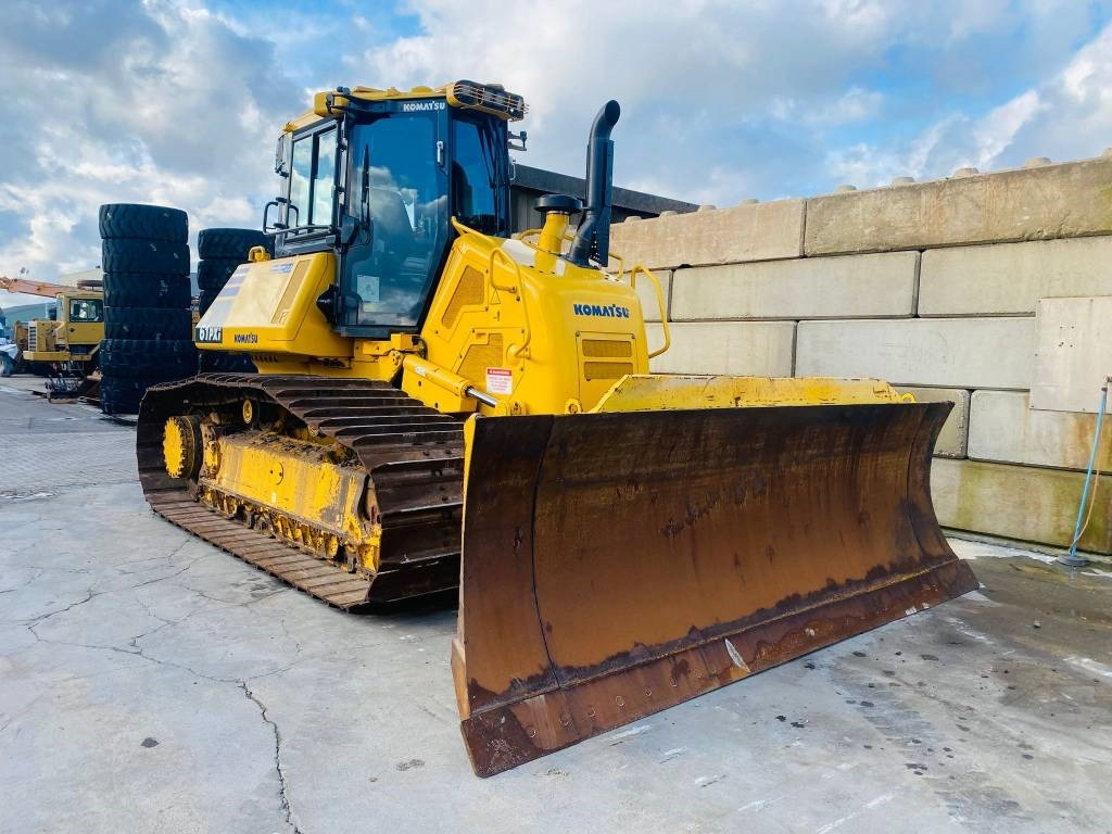 Komatsu D 61 PXI-24E0 - Buldožer: slika 3 Komatsu D 61 PXI-24E0 - Buldožer: slika 3