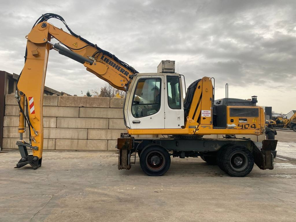 Liebherr A 904 C Litronic - Bager za prekladanje primarnih/ Sekundarnih surovin: slika 1 Liebherr A 904 C Litronic - Bager za prekladanje primarnih/ Sekundarnih surovin: slika 1