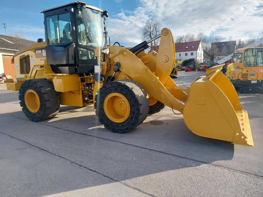 CAT 926M - Kolesni nakladalec: slika 1 CAT 926M - Kolesni nakladalec: slika 1