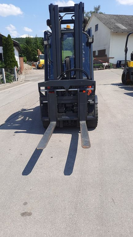 Linde H30D Triplex sehr schön - Diesel viličar: slika 3 Linde H30D Triplex sehr schön - Diesel viličar: slika 3