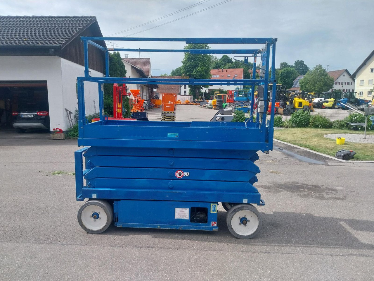 Skyjack 3226 Elektro Scherenarbeitsbühne - Dvižna ploščad montirana na tovornjak: slika 4 Skyjack 3226 Elektro Scherenarbeitsbühne - Dvižna ploščad montirana na tovornjak: slika 4