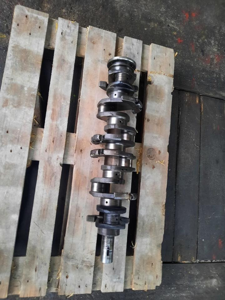 Unimog MB trac Kurbelwelle OM 352 Mercedes Benz - Ročična gred za Kmetijski stroj: slika 2 Unimog MB trac Kurbelwelle OM 352 Mercedes Benz - Ročična gred za Kmetijski stroj: slika 2