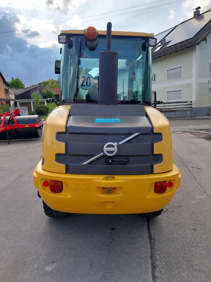 Volvo L 20 L 25 L 30 - Kolesni nakladalec: slika 4 Volvo L 20 L 25 L 30 - Kolesni nakladalec: slika 4