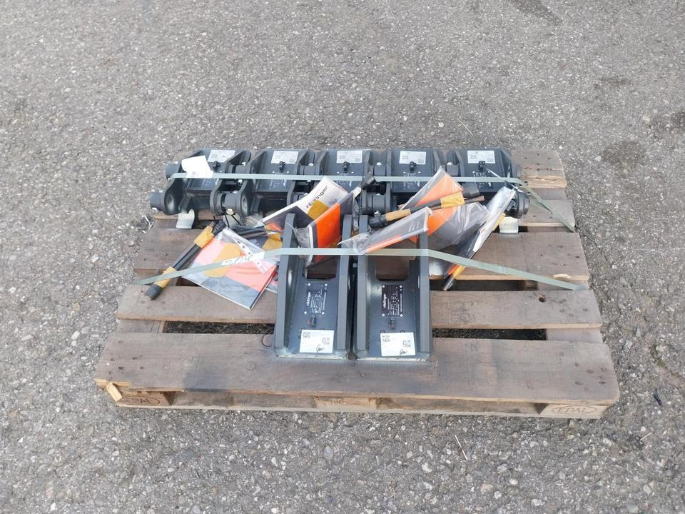 Neuen Schnellwechsler MS 01 Rädlinger 1 - 2 to Minibagger Komatsu - Hitra spojka za Mini bager: slika 3 Neuen Schnellwechsler MS 01 Rädlinger 1 - 2 to Minibagger Komatsu - Hitra spojka za Mini bager: slika 3