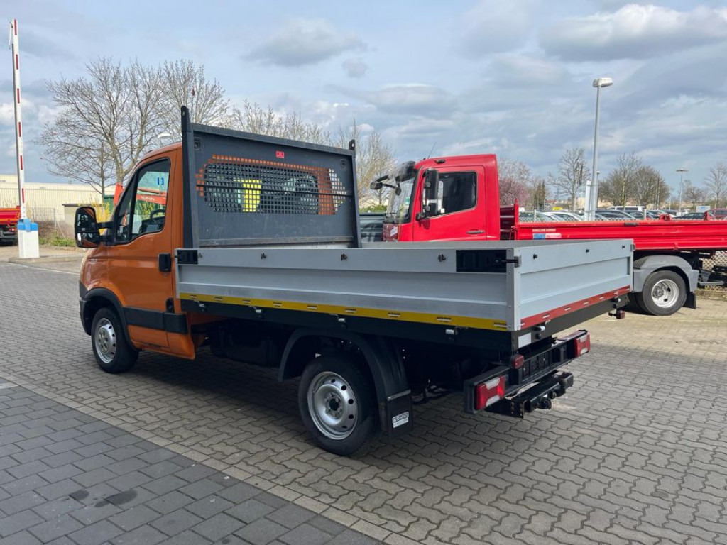 IVECO(I) Daily 29L13 Pritsche - Dostavno vozilo s kesonom: slika 3 IVECO(I) Daily 29L13 Pritsche - Dostavno vozilo s kesonom: slika 3