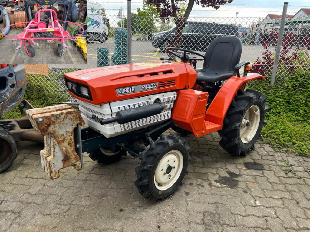 KUBOTA Trecker 1400 Diverse mit Zapfwelle am Heck und Heuwender - Mini traktor: slika 1 KUBOTA Trecker 1400 Diverse mit Zapfwelle am Heck und Heuwender - Mini traktor: slika 1