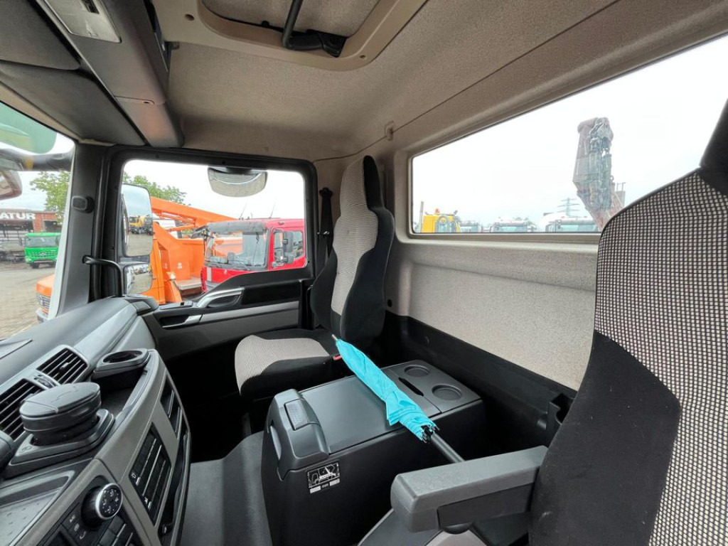 MAN TG-M 18.320 4x2 Absetzkipper Meiller, Funk - Komunalni tovornjak: slika 2 MAN TG-M 18.320 4x2 Absetzkipper Meiller, Funk - Komunalni tovornjak: slika 2