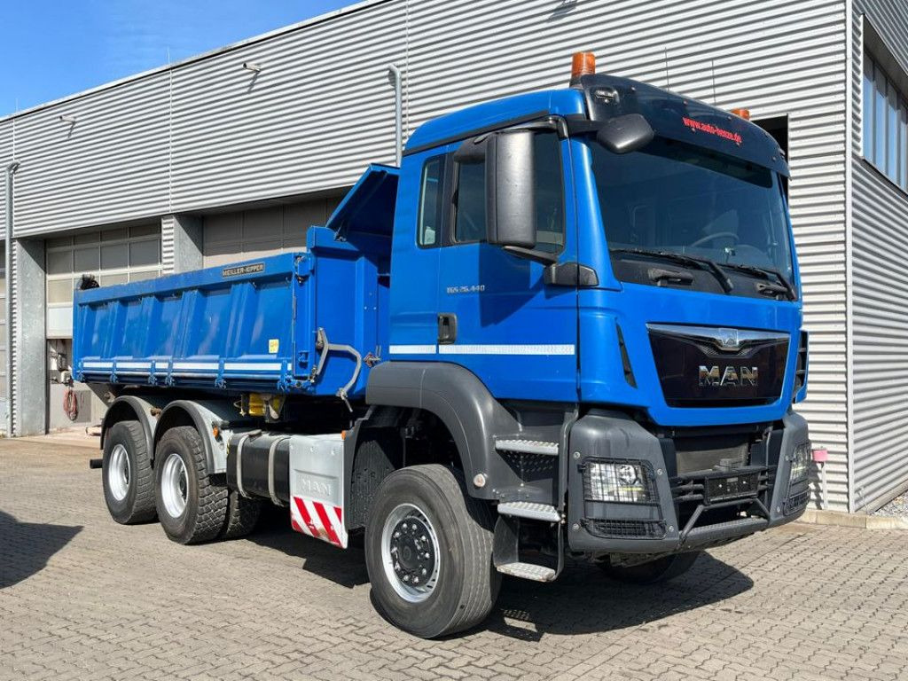 MAN TG-S 26.440 6x6 3-Achs Allradkipper Bordmatik Sc - Tovornjak prekucnik: slika 2 MAN TG-S 26.440 6x6 3-Achs Allradkipper Bordmatik Sc - Tovornjak prekucnik: slika 2
