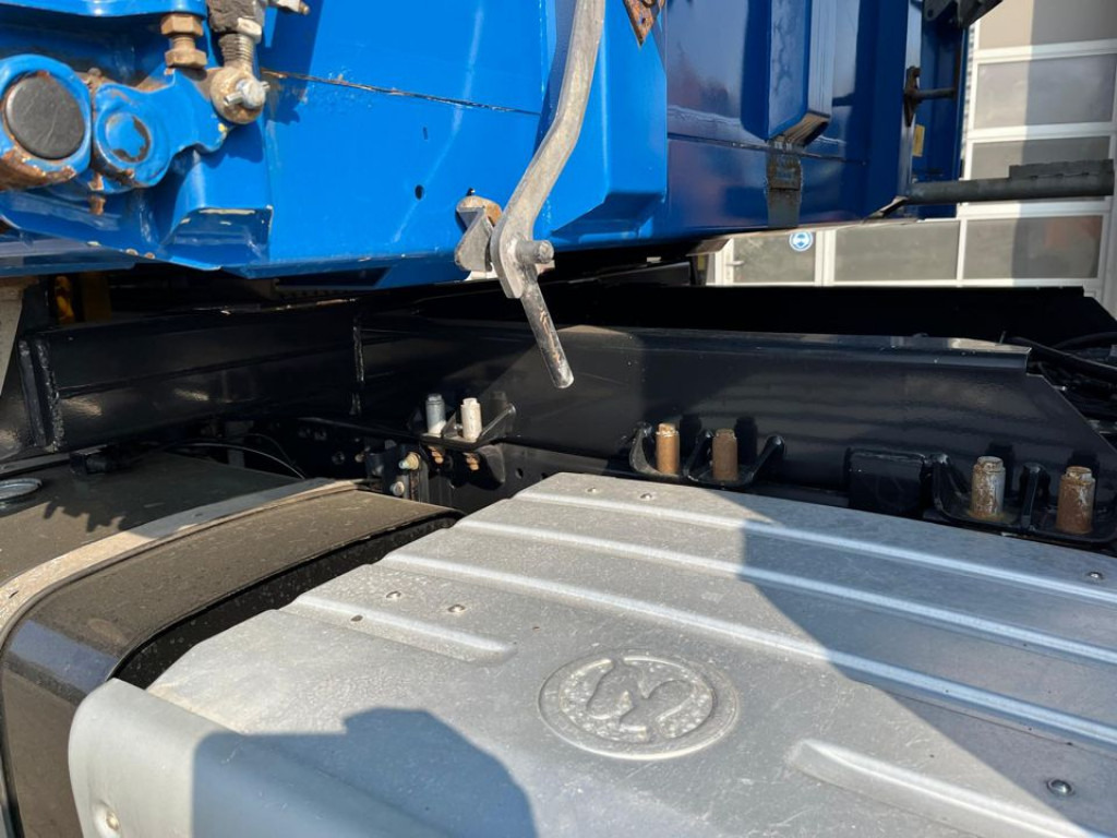 MAN TG-S 26.440 6x6 3-Achs Allradkipper Bordmatik Schalter - Tovornjak prekucnik: slika 5 MAN TG-S 26.440 6x6 3-Achs Allradkipper Bordmatik Schalter - Tovornjak prekucnik: slika 5