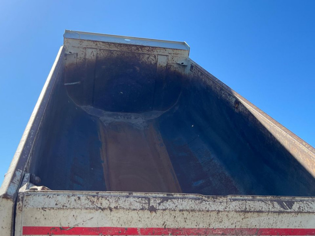 MAN TG-S 35.400 8x6H 4 Achs Muldenkipper Carnehl - Tovornjak prekucnik: slika 5 MAN TG-S 35.400 8x6H 4 Achs Muldenkipper Carnehl - Tovornjak prekucnik: slika 5