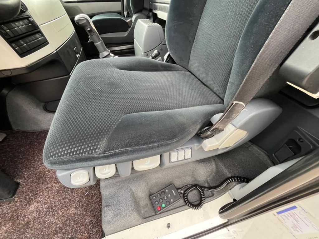 MAN TG-X 26.440 6x4 Pritsche Heckkran Hiab XS 166 - Tovornjak s kesonom, Tovornjak z dvigalom: slika 2 MAN TG-X 26.440 6x4 Pritsche Heckkran Hiab XS 166 - Tovornjak s kesonom, Tovornjak z dvigalom: slika 2