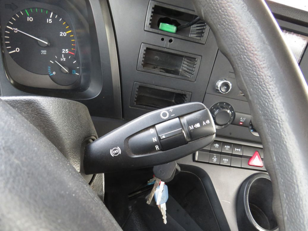 MERCEDES-BENZ Actros 1840 K 4x2 Absetzkipper Euro 6 - Komunalni tovornjak: slika 2 MERCEDES-BENZ Actros 1840 K 4x2 Absetzkipper Euro 6 - Komunalni tovornjak: slika 2