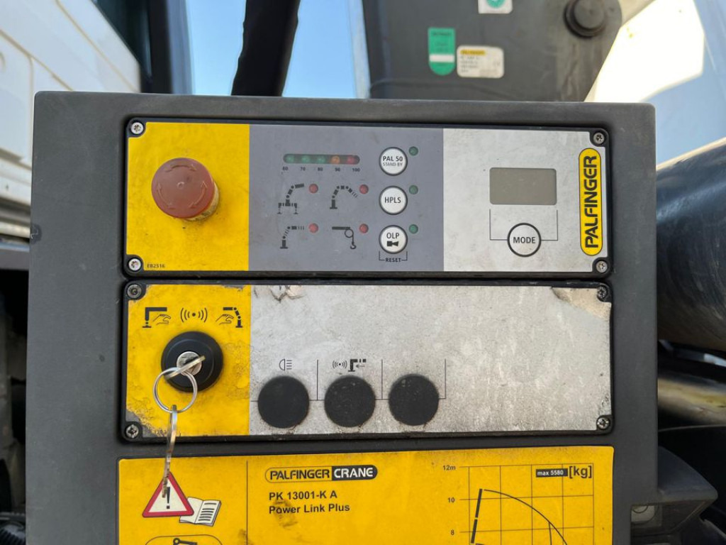 MERCEDES-BENZ Actros 1841 K 2-Achs Kipper Kran Funk 2xhydr+Greifer - Tovornjak prekucnik, Tovornjak z dvigalom: slika 2 MERCEDES-BENZ Actros 1841 K 2-Achs Kipper Kran Funk 2xhydr+Greifer - Tovornjak prekucnik, Tovornjak z dvigalom: slika 2