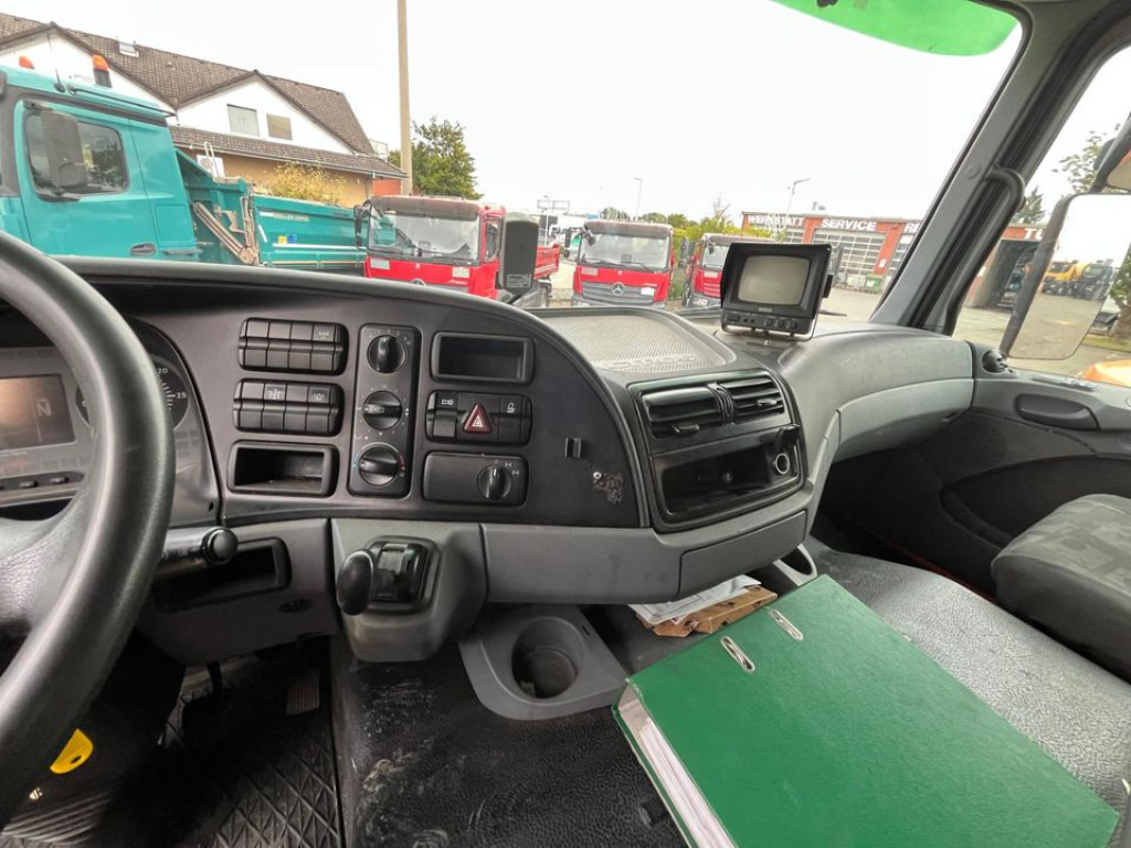 MERCEDES-BENZ Actros 2644 L 6x4 Saug + Spülwagen Kombi Saug+Spül super Zustand lizing MERCEDES-BENZ Actros 2644 L 6x4 Saug + Spülwagen Kombi Saug+Spül super Zustand: slika 14