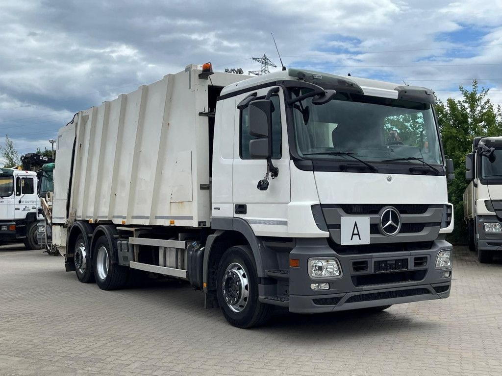Mercedes-Benz Actros 2532 L 6x2 Müllwagen Faun Powerpress 25m³ - Smetarski tovornjak: slika 2 Mercedes-Benz Actros 2532 L 6x2 Müllwagen Faun Powerpress 25m³ - Smetarski tovornjak: slika 2