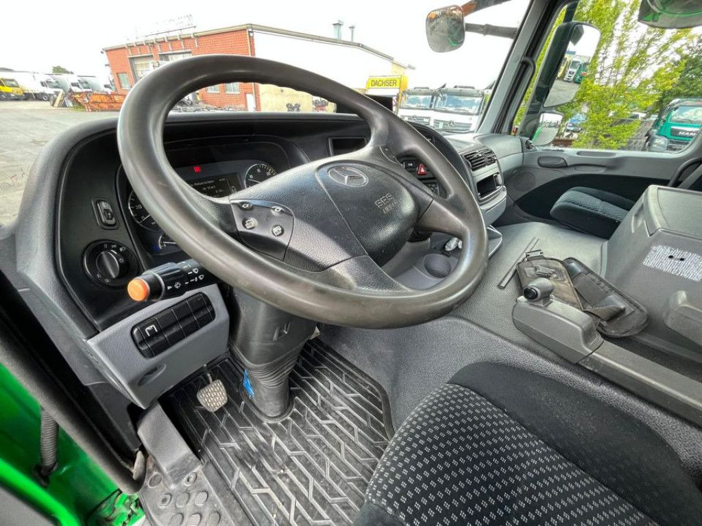 Mercedes-Benz Actros 2641 6x4 Betonpumpe Schwing S 36 X nur 2 - Črpalka za beton: slika 5 Mercedes-Benz Actros 2641 6x4 Betonpumpe Schwing S 36 X nur 2 - Črpalka za beton: slika 5