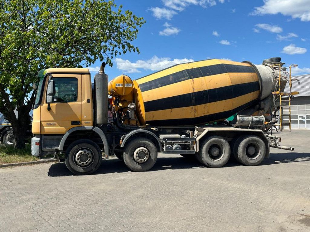 Mercedes-Benz Actros 3241 B 8x4 Betonmischer Liebherr, Deutsc - Kotalni prekucni tovornjak: slika 3 Mercedes-Benz Actros 3241 B 8x4 Betonmischer Liebherr, Deutsc - Kotalni prekucni tovornjak: slika 3