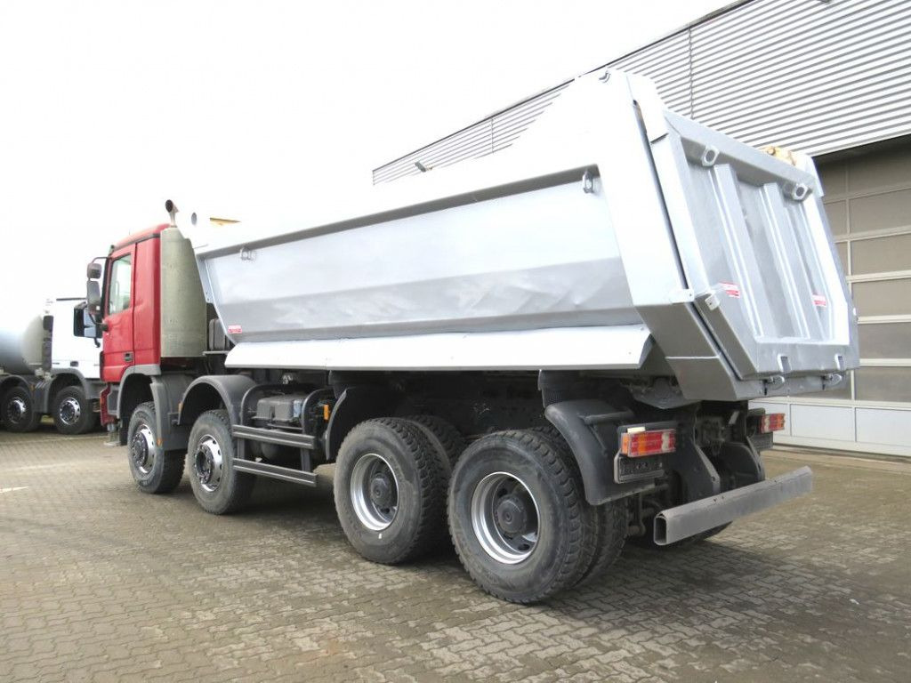 Mercedes-Benz Actros 4141 8x6 4 Achs Muldenkipper Kupplung, 1. - Tovornjak prekucnik: slika 3 Mercedes-Benz Actros 4141 8x6 4 Achs Muldenkipper Kupplung, 1. - Tovornjak prekucnik: slika 3
