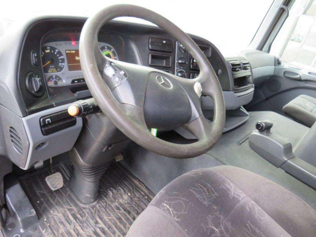 Mercedes-Benz Actros 4141 8x6 4 Achs Muldenkipper Kupplung, 1. - Tovornjak prekucnik: slika 5 Mercedes-Benz Actros 4141 8x6 4 Achs Muldenkipper Kupplung, 1. - Tovornjak prekucnik: slika 5