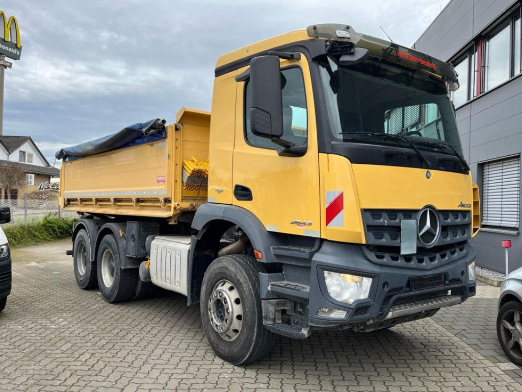 Mercedes-Benz Arocs 2643 K 6x4 3-Achs Kipper Blatt/Blatt, AP A - Tovornjak prekucnik: slika 2 Mercedes-Benz Arocs 2643 K 6x4 3-Achs Kipper Blatt/Blatt, AP A - Tovornjak prekucnik: slika 2
