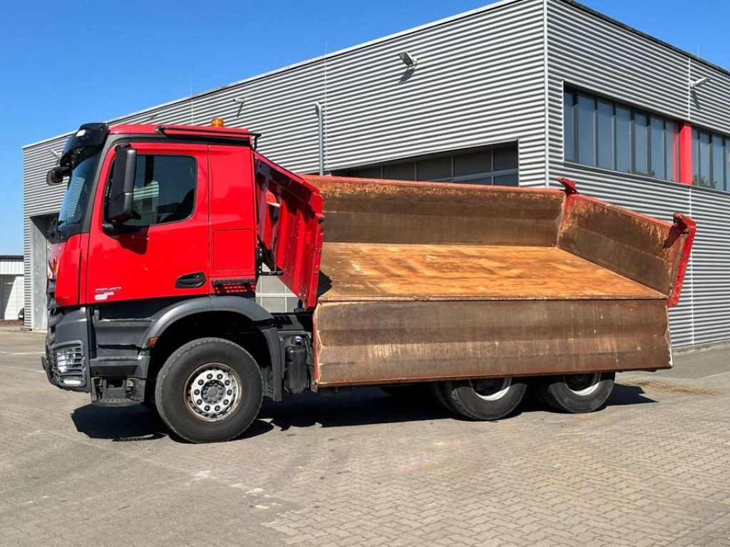 Mercedes-Benz Arocs 2648 6x4 3-Achs Kipper Bordmatik - Tovornjak prekucnik: slika 3 Mercedes-Benz Arocs 2648 6x4 3-Achs Kipper Bordmatik - Tovornjak prekucnik: slika 3