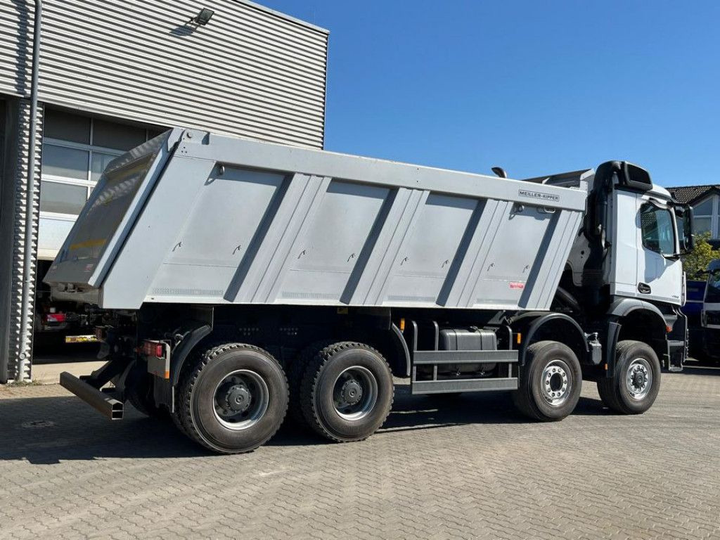 Mercedes-Benz Arocs 4153 8x6 4 Achs Muldenkipper Meiller - Tovornjak prekucnik: slika 3 Mercedes-Benz Arocs 4153 8x6 4 Achs Muldenkipper Meiller - Tovornjak prekucnik: slika 3