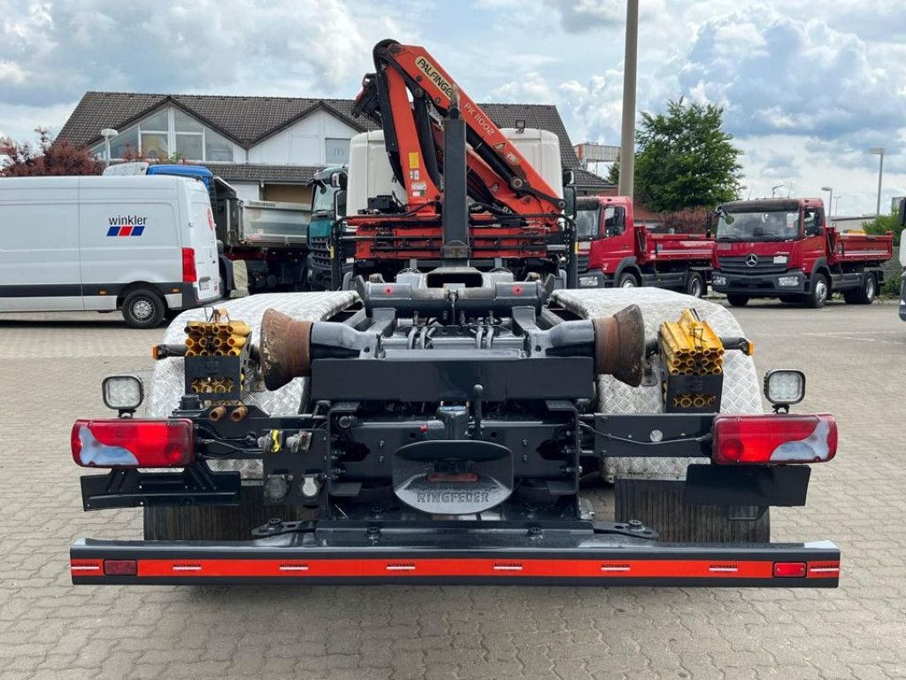 Scania P 360 6x2 Abrollkipper mit Kran Lift/Lenkachse Scania P 360 6x2 Abrollkipper mit Kran Lift/Lenkachse - Kotalni prekucni tovornjak, Tovornjak z dvigalom: slika 5 Scania P 360 6x2 Abrollkipper mit Kran Lift/Lenkachse Scania P 360 6x2 Abrollkipper mit Kran Lift/Lenkachse - Kotalni prekucni tovornjak, Tovornjak z dvigalom: slika 5